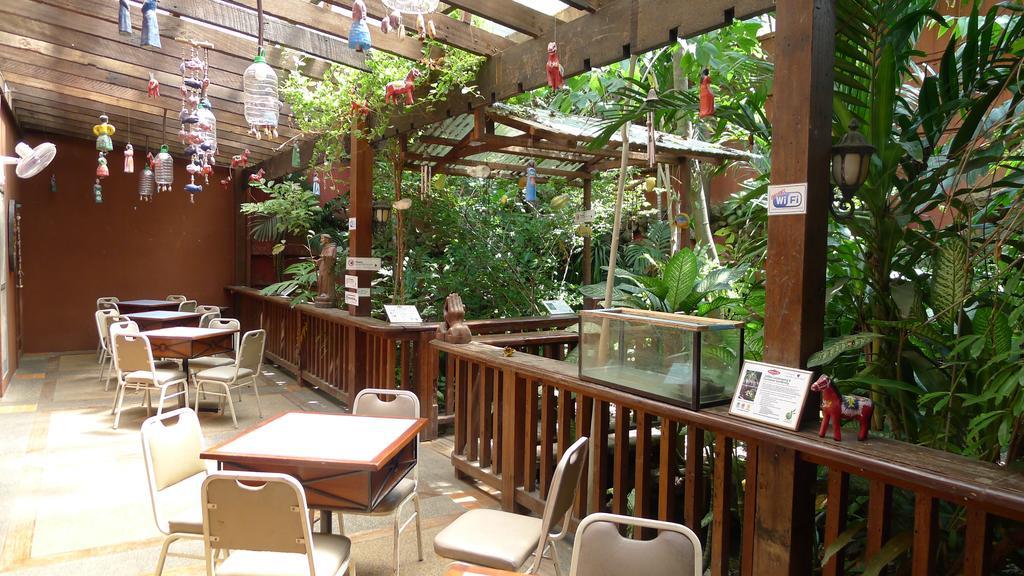 The Mayflower Inn Cebu Екстериор снимка