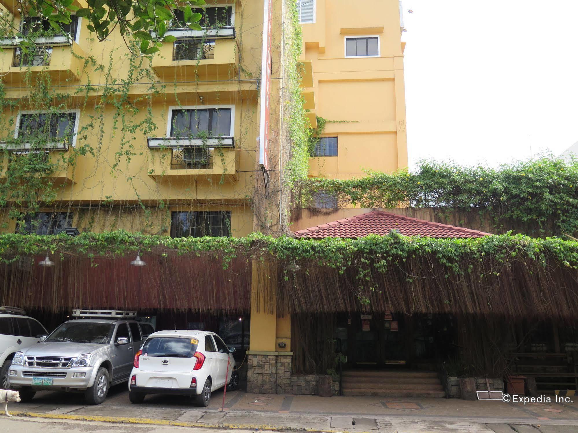 The Mayflower Inn Cebu Екстериор снимка