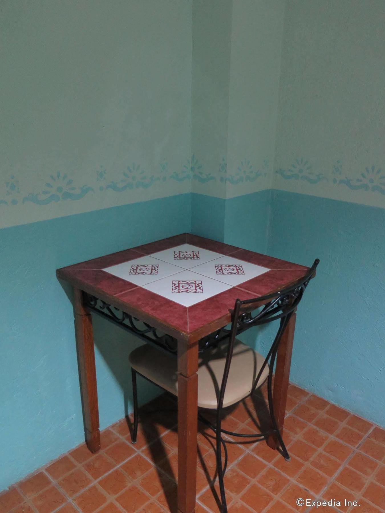 The Mayflower Inn Cebu Екстериор снимка