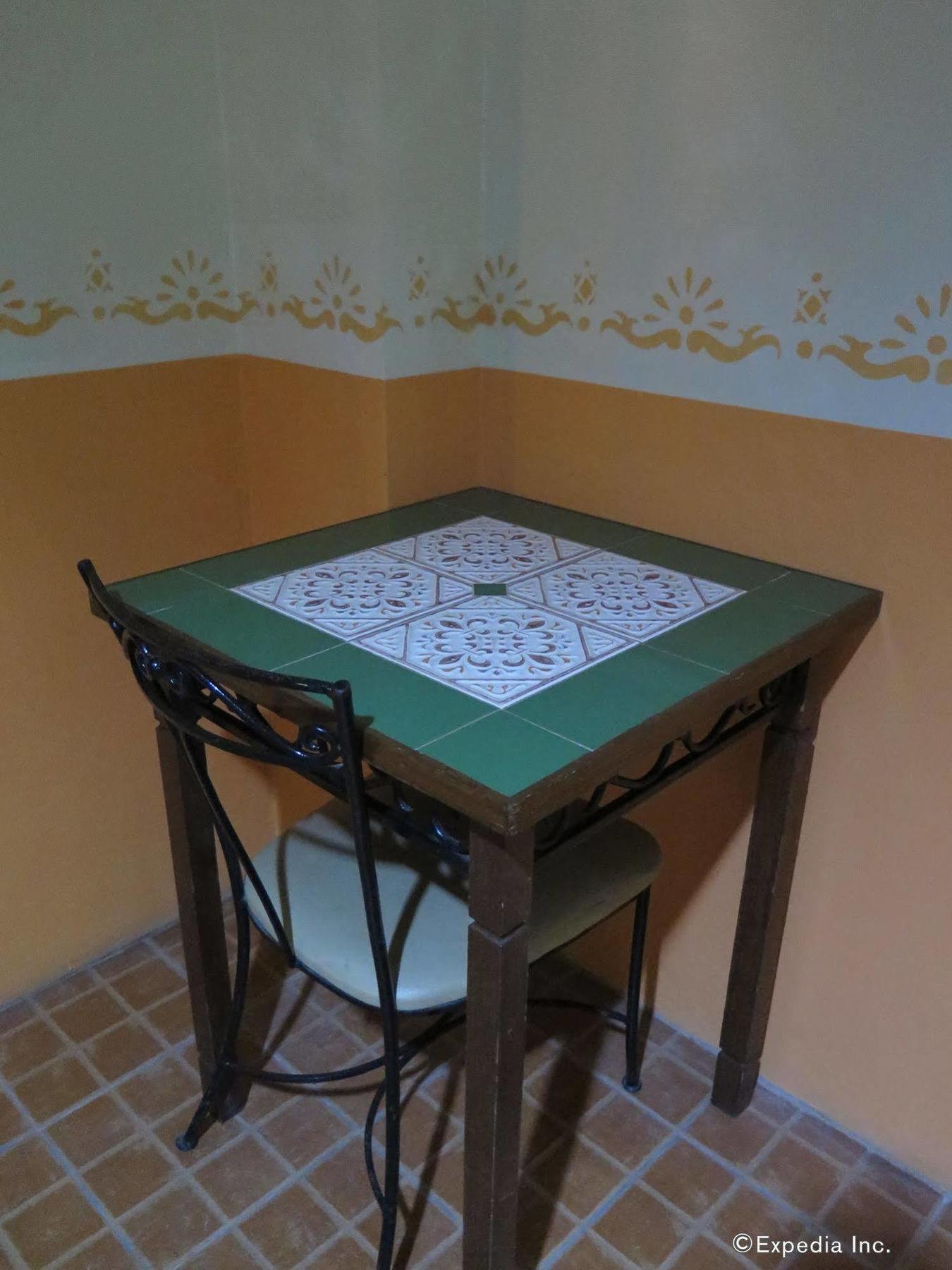 The Mayflower Inn Cebu Екстериор снимка