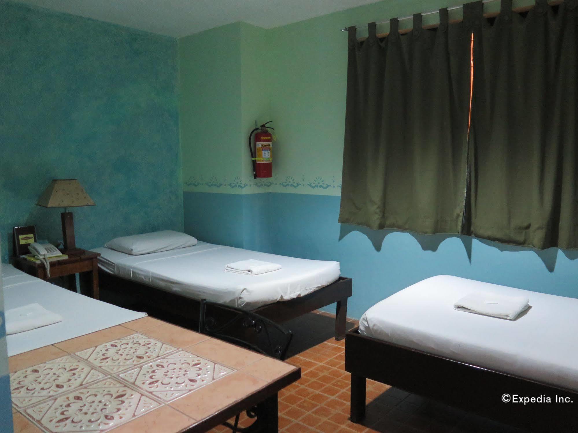 The Mayflower Inn Cebu Екстериор снимка
