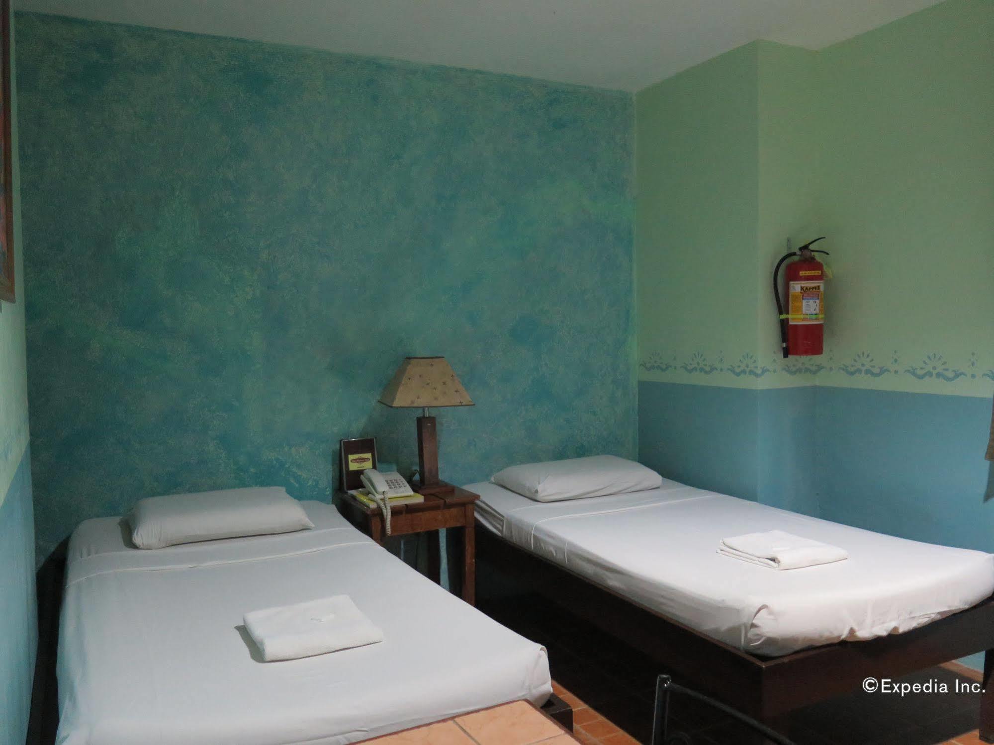 The Mayflower Inn Cebu Екстериор снимка